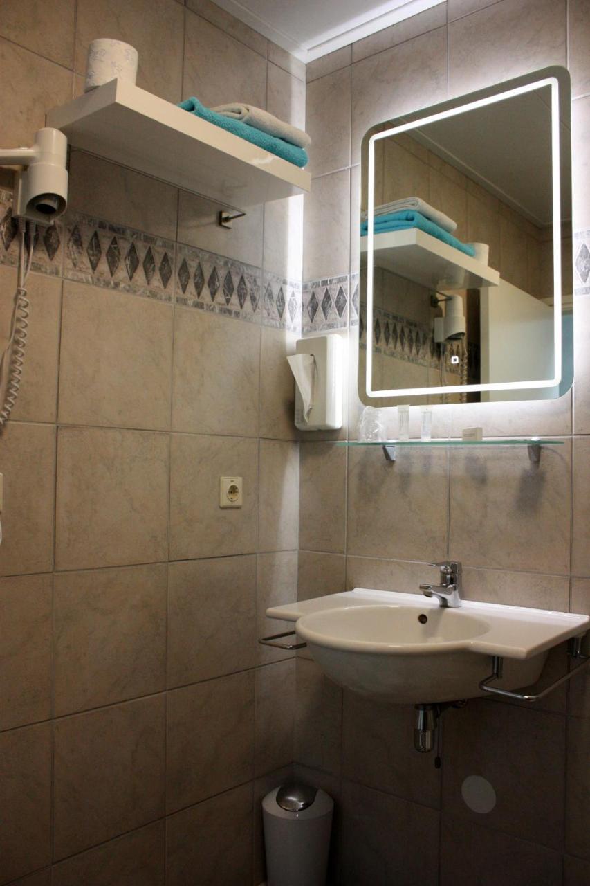 Gemert Hotel De Hoefpoort מראה חיצוני תמונה